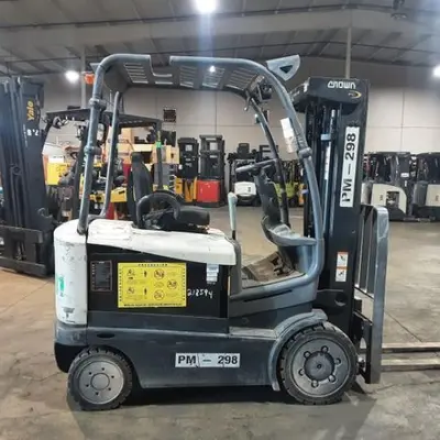 USED 2021 CROWN FC5225-50