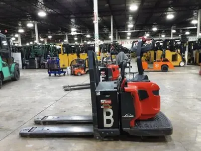 USED 2021 LINDE EWR30