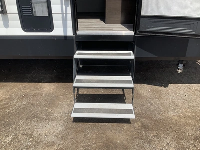 USED 2022 TRANSCEND 245RL
