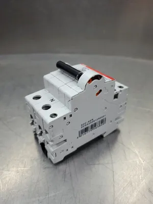 ABB 2-Pole 13A S 201-NA B13 230/400 Circuit Breaker. 4G