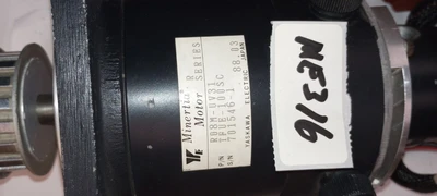 NEW Yaskawa Electric / Minertia Motor R08M-UV31