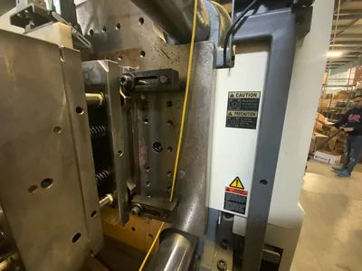 2016 TOSHIBA MACHINE EC250SXIIV50-U48-8B HORIZONTAL INJECTION MOULDING MACHINES | INJECTION DEPOT GROUP (18)