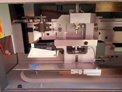 USED 2002 METROPOLITAN COMPUTING CORPORATION PRESSTER 252