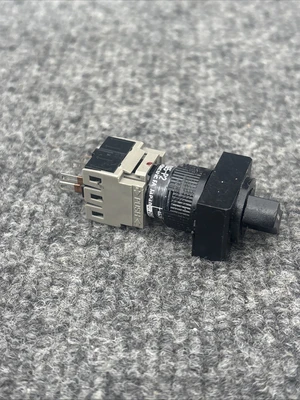 Used Fuji AH165-P2 Switch Parts California US | Davliegogo LLC #1708396