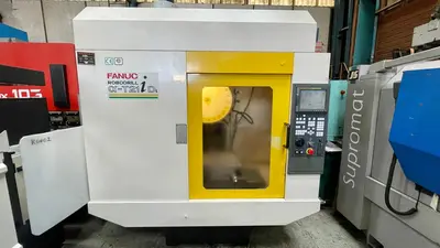 USED 2003 FANUC, MADE IN JAPAN ROBODRILL T21I DL