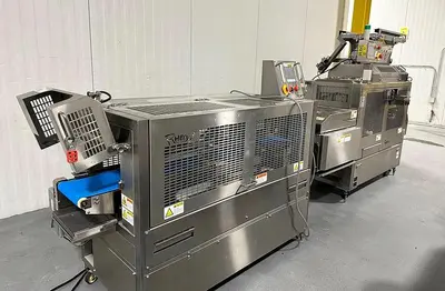 2015 RHEON VX212/V4 WITH PR101 PUNCH ROUNDER Stress Free | Harvest Equipment and Fabrication Inc (2)