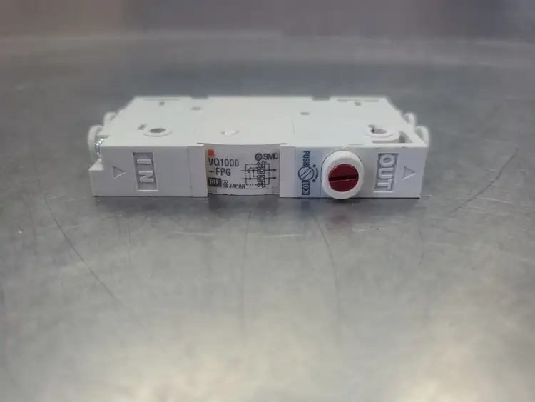 Used SMC VQ1000FPG Valves/Fittings | Palmetto Automation #1153623