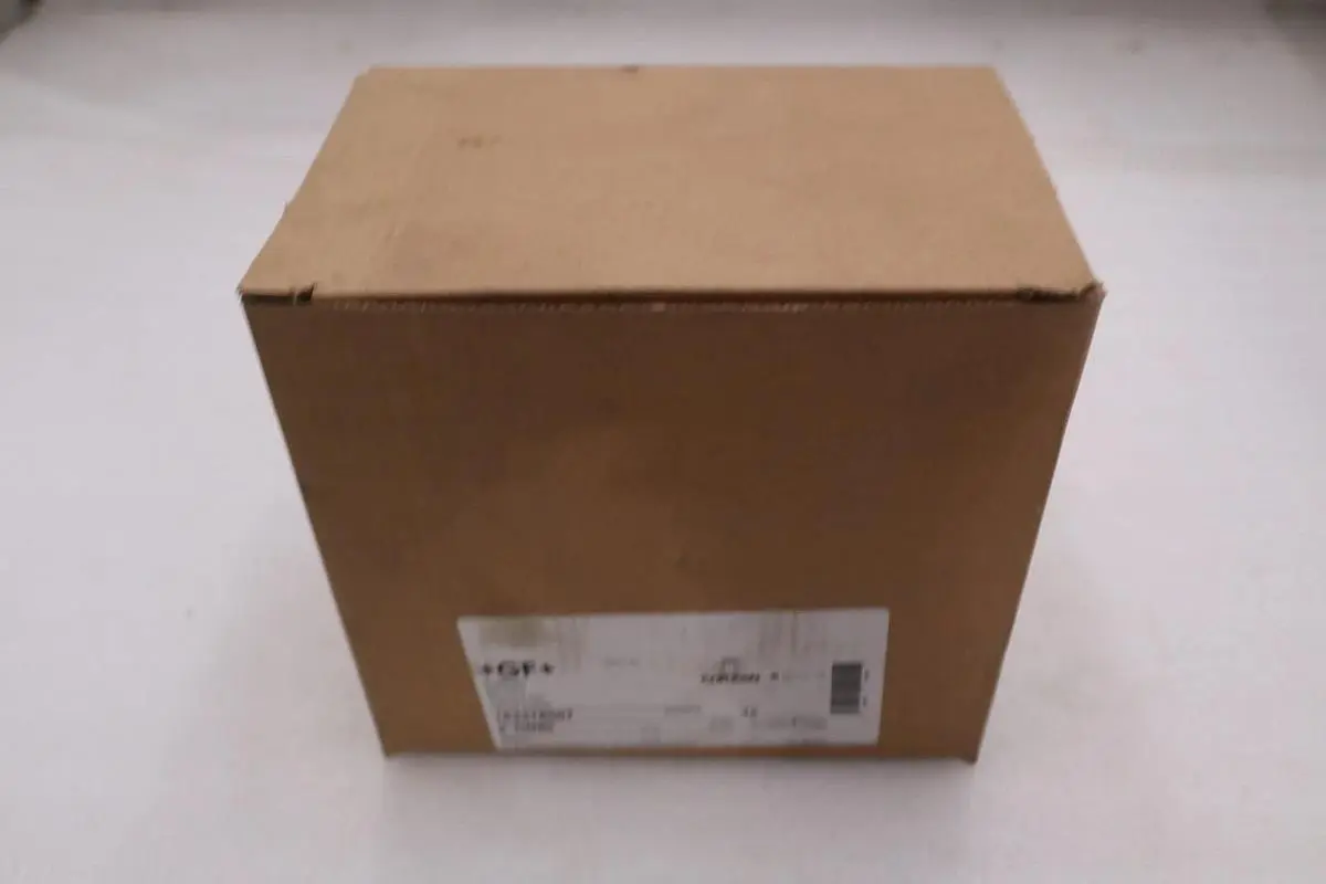 NEW OPEN BOX Gf Piping Systems 163375007 2" Socket Cpvc Ball Valve STK GF1006