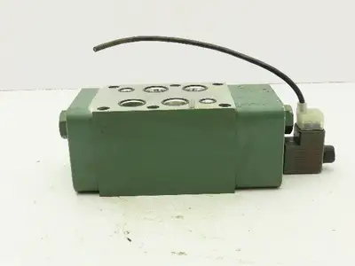 Sun Hydraulics 4153-062-000 Aluminum Manifold Block for D08 Directional Valve