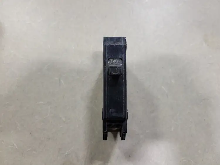 Used SYLVANIA QB115 Switchgears British Columbia CA | Lenmark #242345