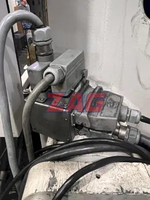USED 2004 KRAUSS-MAFFEI 950/01 8100 MX