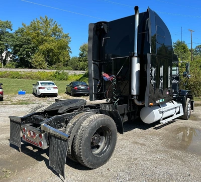 Used 2001 FREIGHTLINER FLD 120 Conventional trucks Indiana US | Proxy Equipment #1384951