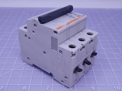 Used MERLIN GERIN _UNKNOWN_ Circuit Breakers Texas US | OCO Industrial #1677063