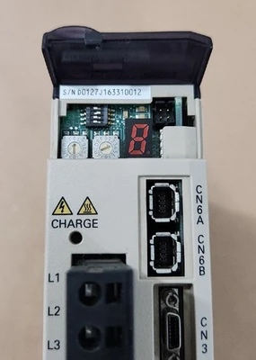 USED Yaskawa SGDV-2R8A21A