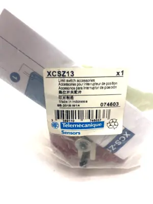 NEW TELEMECANIQUE PIVOTING ACTUATOR KEY