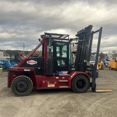 Used 2022 TAYLOR X250M Internal Combustion Forklifts: Pneumatic Tire British Columbia CA | Leavitt Machinery #1443650