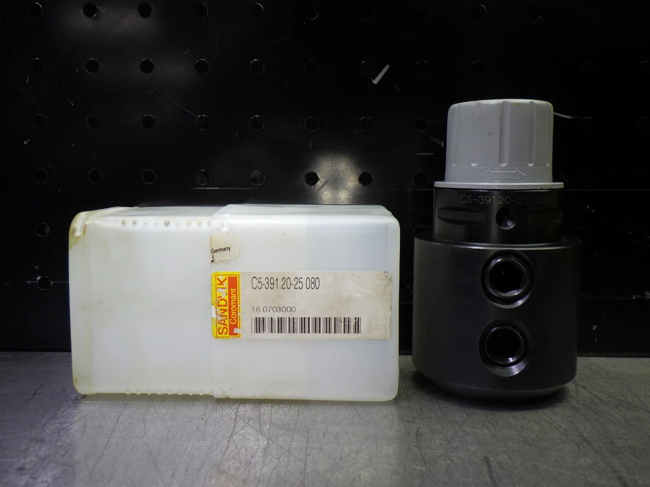 Sandvik Capto C5 25mm Weldon Endmill Tool Holder C5-391.20-25 080 (LOC1240B)
