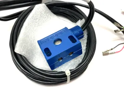 New | in-Stock EATON CUTLER-HAMMER OPCON 70-SERIES PHOTOELECTRIC LEGACY SENSOR Photoelectric Sensors | Maverick Industrial Sales #1104062