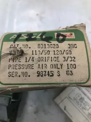 ASCO Red-Hat 8318C20 1/4″ Solenoid Valve Coil 110/120V 50/60Hz 100PSI 3NC -NIB