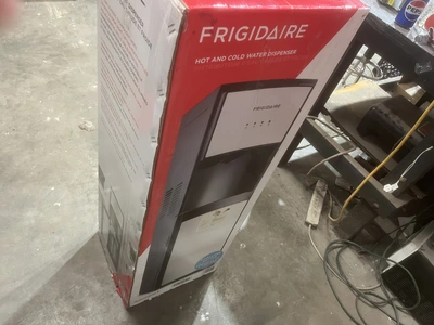 Used FRIGIDAIRE HOT AND COLD WATER DISPENSER Beverage Dispensers Michigan US | Miedema Asset Management Group #1322226