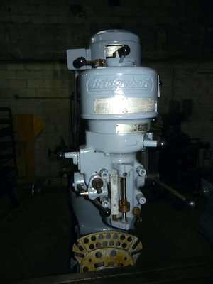 BRIDGEPORT 9" x 42" VERTICAL TURRET MILL #62359