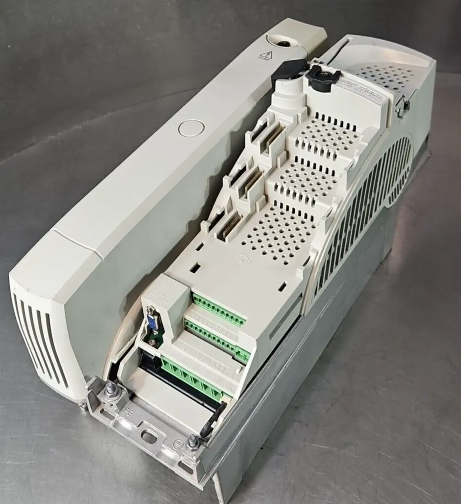 Emerson SP2402 Inverter 10.0/15.0 hp 380-480V 50-60Hz (BIN415)