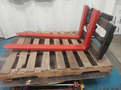 Used _UNKNOWN_ _UNKNOWN_ Pallet Forks West Virginia US | Cooper Industries #1409412