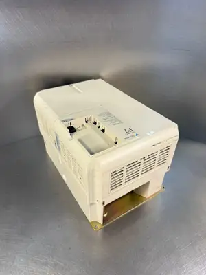 Yaskawa CIMR-F7U4018 Drive 3Ph (5.5.2)