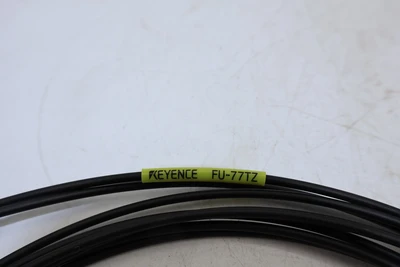 USED KEYENCE FU-77TZ