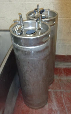 100L S/S Pressure Keg 6 Bar