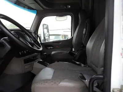 Used 2018 PETERBILT 579 Tractors & Trailers Manitoba CA | Conquest Truck & Auto Sales #1418280