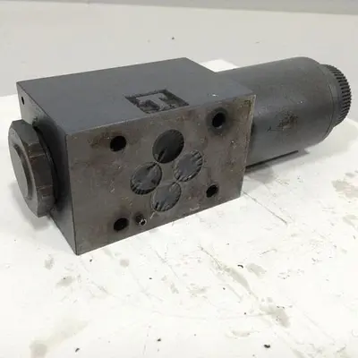 USED VICKERS DG4V3S22AMUHL760EN490