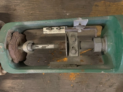 Fisher Steam Control Valve type HPT size 4" Class 900 material WCB/316SS