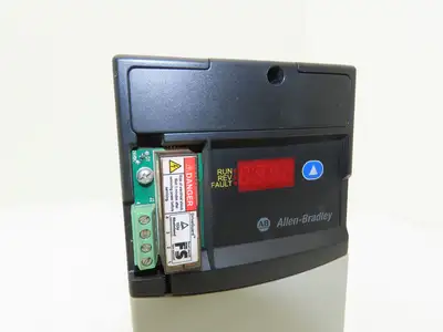 Allen Bradley 22D-D2P3N104 PowerFlex 40P AC Drive 460VAC 1.0HP 3Ph FRN 2.01