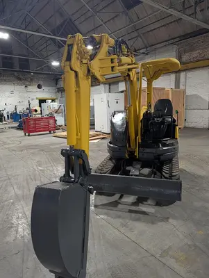 Used KOMATSU PC28UU Crawler Excavators - Mini Pennsylvania US | Global Equipment International, LLC #1427811