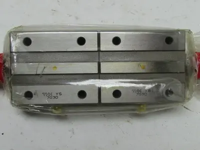 THK YS 7G30 MISC 633838 811-60-102 2 Ball Spline Nut Solid Shaft 755mm Long