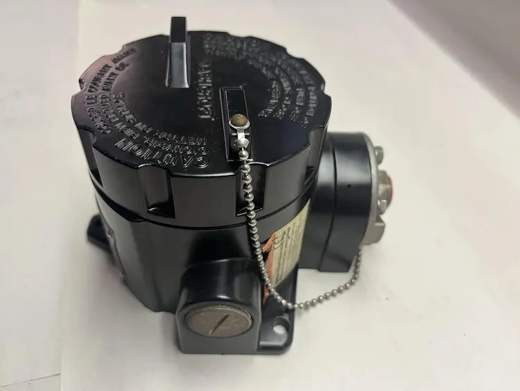 New | in-Stock ASHCROFT B724B-XCHFMFSNA Miscellaneous Equipment (Electrical & Power) | Surplus Asset Holdings #1202414