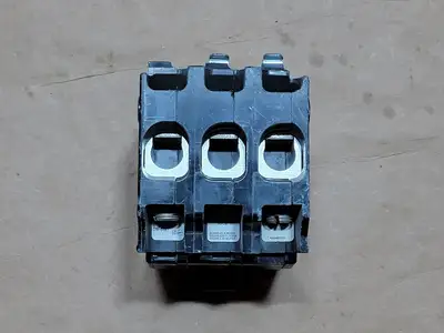 USED SQUARE D DW-6481