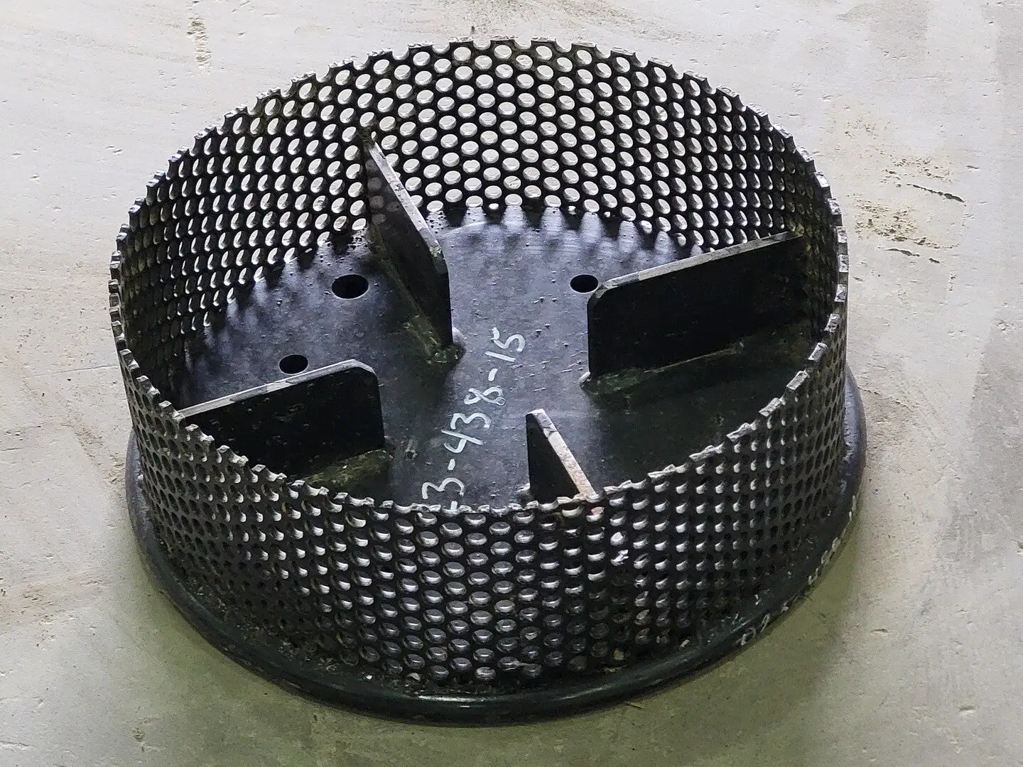 USED TSURUMI 023-438-15