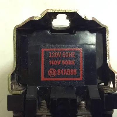 USED ALLEN BRADLEY 700-N800A1 SER C
