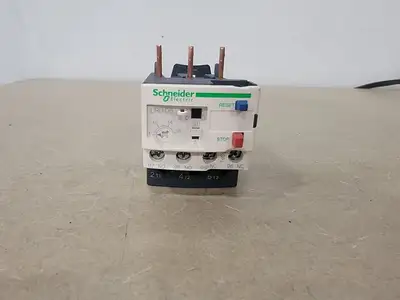 USED SCHNEIDER ELECTRIC LRD06