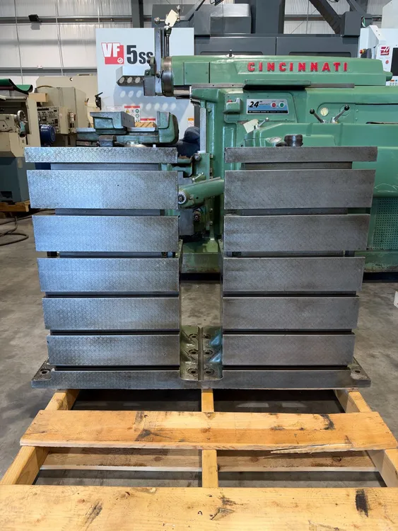 Used DEVLIEG 22” x 16-1/2” x 30-1/2” Angle Plates Florida US | GMT #1542444