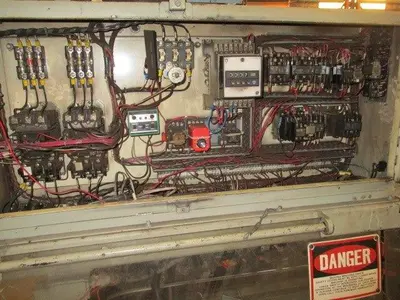 1986 UNILOY 350R4 Extrusion Other, Blow Molder | Mark One Machinery (9)