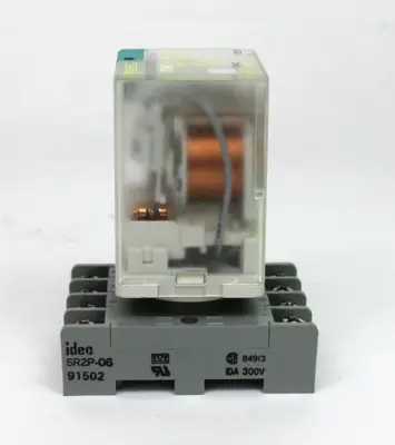 Square D 8501KPD12V53 Relay w/ Idec SR2P-06 Relay Socket 10A