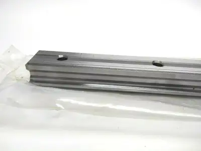 New | in-Stock THK Linear Guide Rail, 20 mm width, 520 mm Length Linear Guides Michigan US | Maverick Industrial Sales #1392347