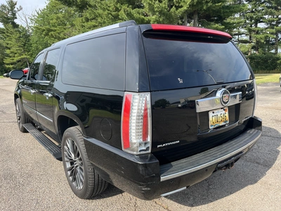 USED 2014 CADILLAC ESCALADE