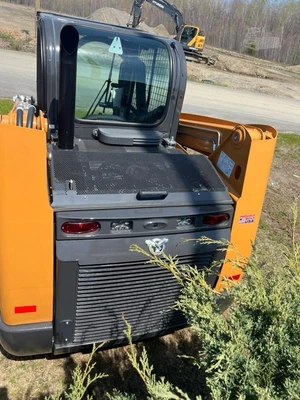 New | in-Stock 2026 CASE TR270B Compact Track Loaders Maine US | Beauregard Equipment #1511260