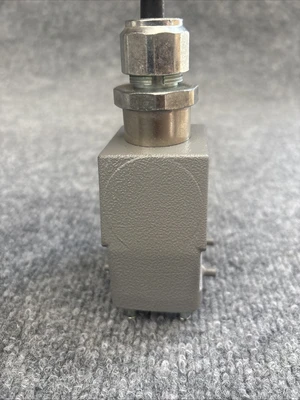 Used HARTING HAN 42DD-F Contact Blocks California US | Davliegogo LLC #1706667
