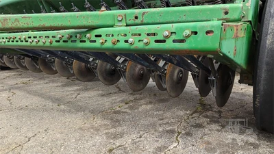 USED JOHN DEERE 8300