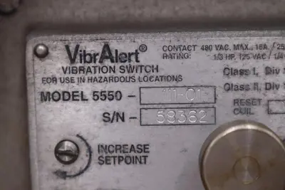 NEW Metrix 5550-011-01 Vibralert Vibration Switch 480V-AC STOCK H933